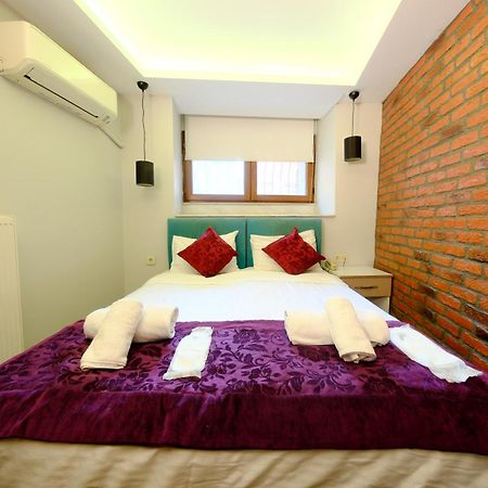 Taksim Celebi Suites Istanbul Exterior photo