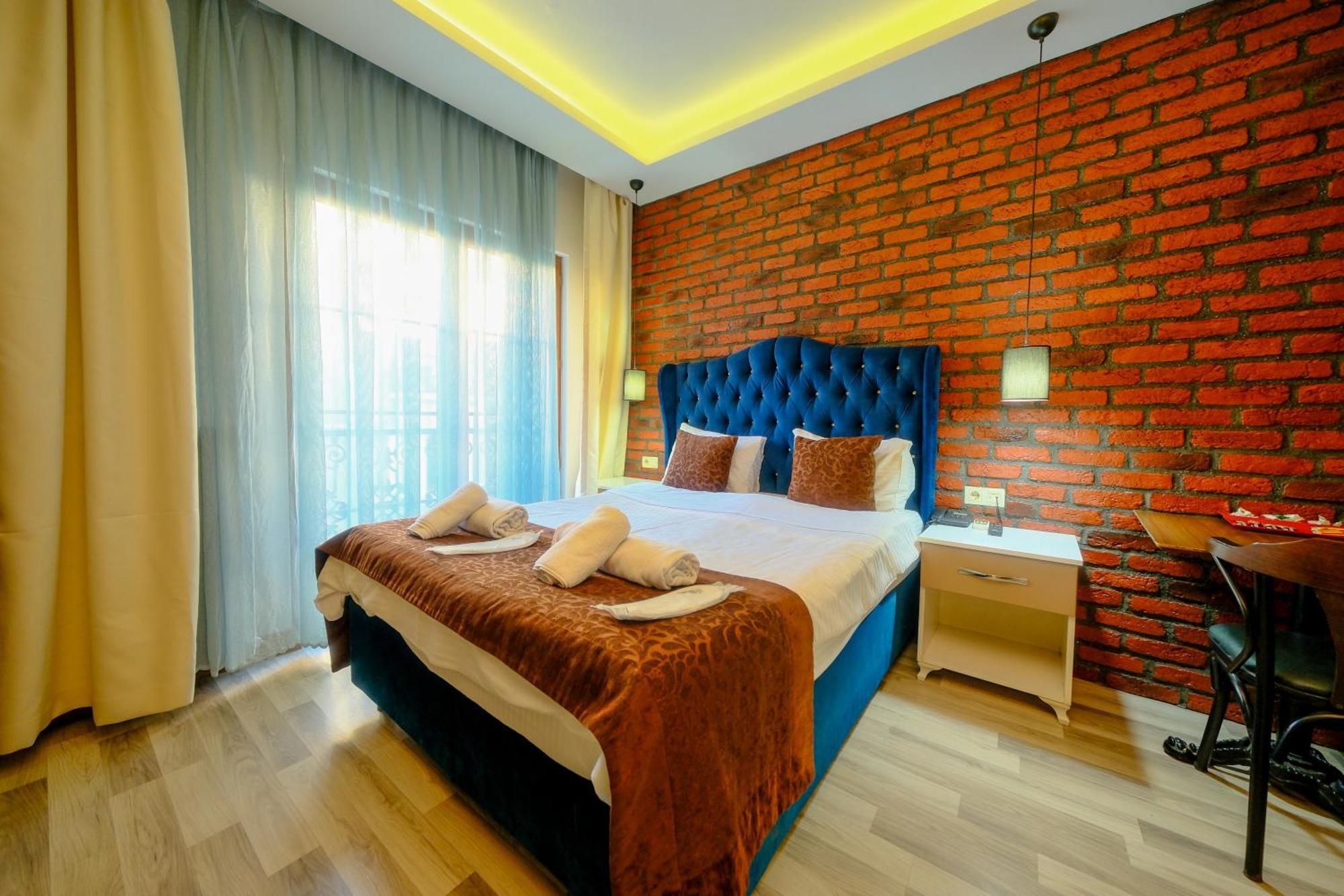 Taksim Celebi Suites Istanbul Exterior photo