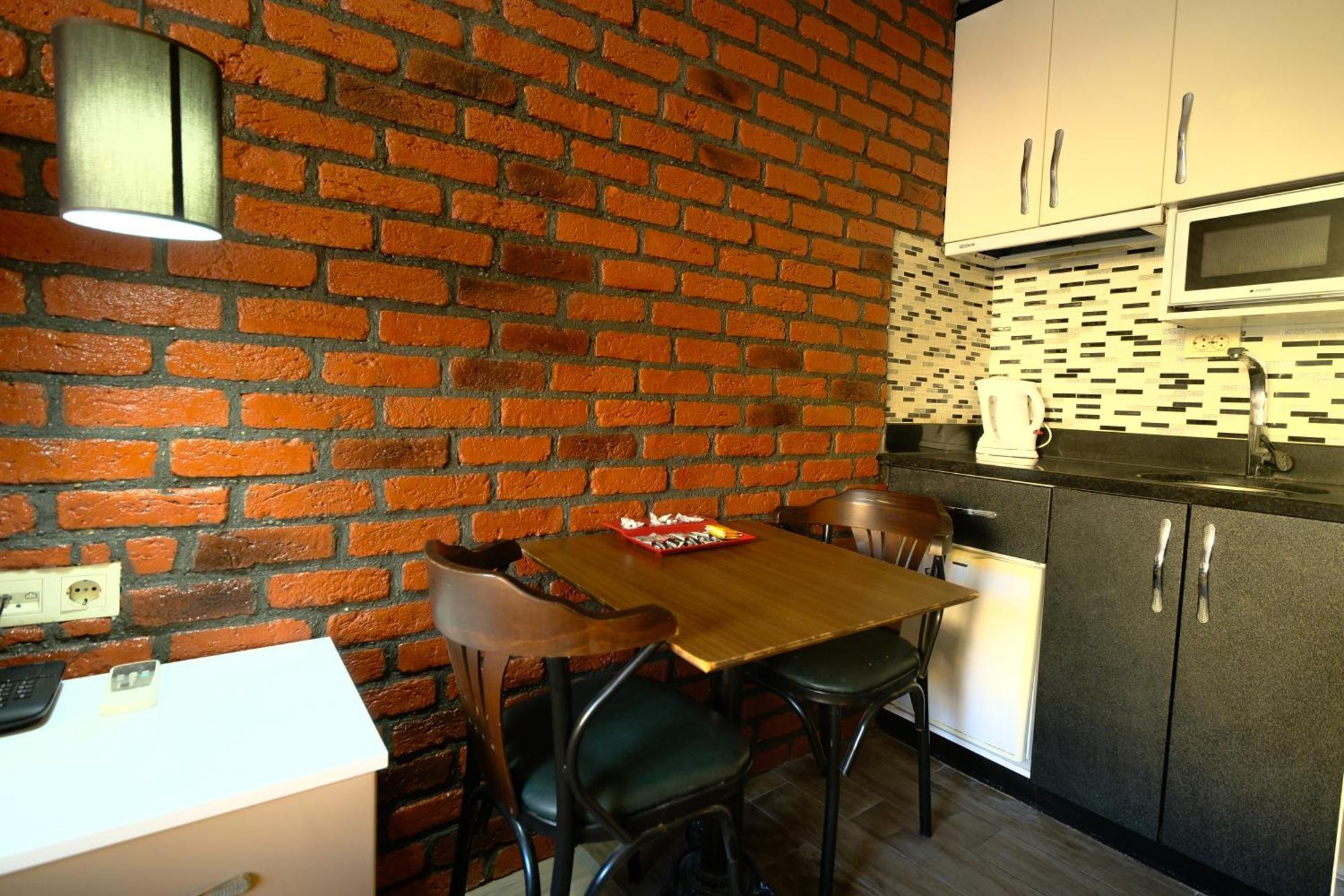 Taksim Celebi Suites Istanbul Exterior photo