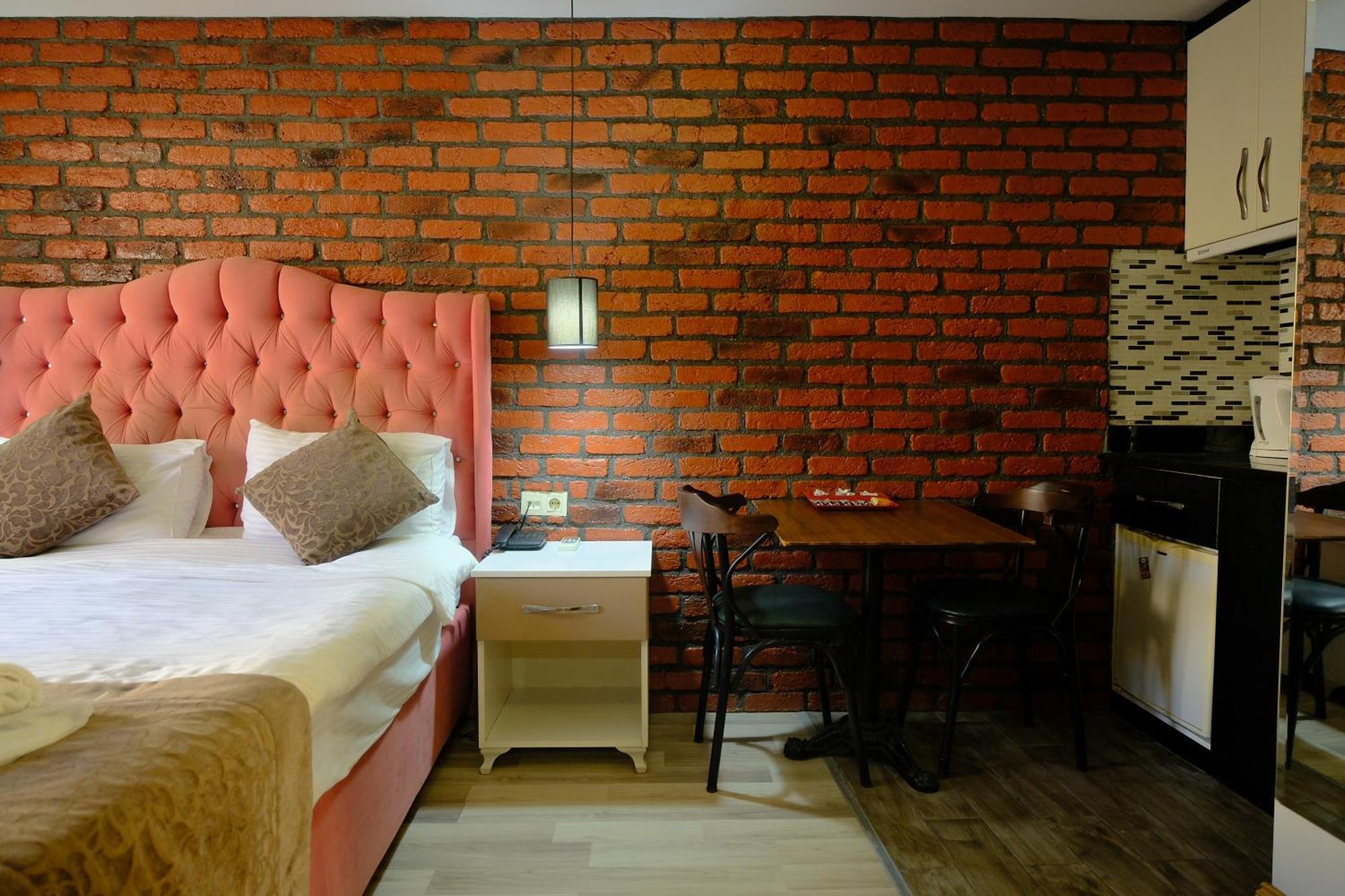 Taksim Celebi Suites Istanbul Exterior photo